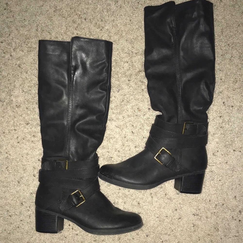 Black buckled boots